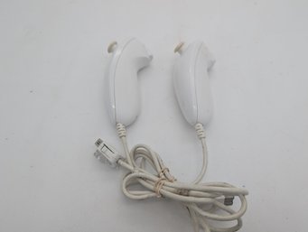 2 Nintendo Wii Nunchucks