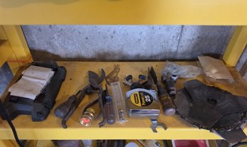 Tool Lot - Stanley Tape Measure, Clippers, Misc.