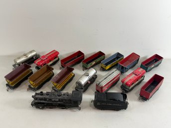 Marx Tin Train Set Locomotive & 14 Cars