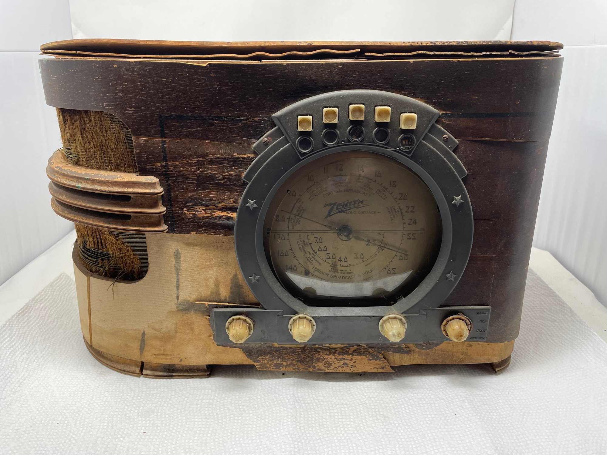 Zenith Model 6-S-321 - For Parts Or Restoration #3525 | Auctionninja.com