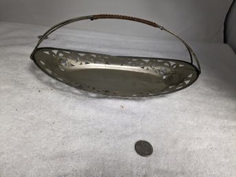 Oval Brides Basket Silver Plate, Footed Pierced Basket Swinging Handle, SilverPlate Basket