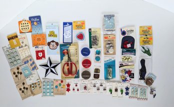 Antique & Vintage Sewing Accessories And Notions - Group 3