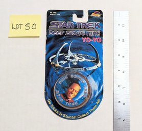 Lot 50 Star Trek Deep Space Nine Yo-Yo CDR Benjamin Sisko By Spectra Star - Sealed