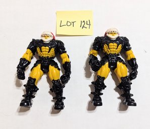 Lot 124  Saban Mighty Morphin Power Ranger GWAR 1999 - 2 Figure Lot