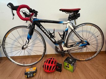 Cannondale Synapse Bicycle W/ Accessories