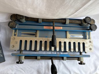 Central Machinery 12' Dovetail Joint Fixture