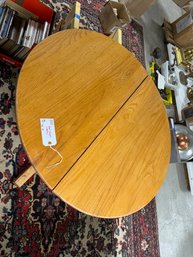 Solid Oak Table With Two Leaves