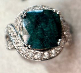 Beautiful Green Quartz? Sterling Silver Cocktail Ring Sz 8ish