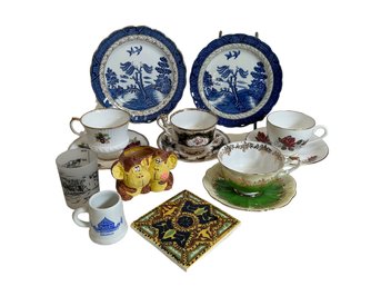 Grab Bag Lot Of Antique And Vintage Porcelain Booths Real Old Willow Teacups Royal Albert Etc