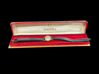 Vintage Womens Omega De Ville Mechanical Watch In Original Box And Running