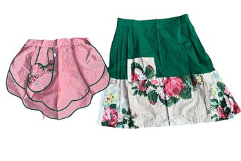 Two Vintage 1950s Aprons Waverly Bonded Barkcloth And Gay Belle Floral