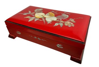 Vintage Korean Or Japanese Mother Of Pearl Inlay And Lacquer Jewelry Keepsake Box