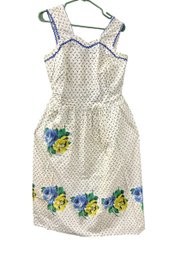 White Sweetheart Neckline 1950s Floral Dress