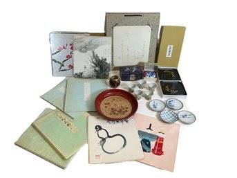 Large Lot Of Vintage Japanese Chinese And Korean Tourist Art And Items