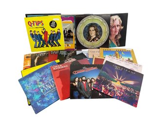 Lot Of 30 Plus Vintage Vinyl Records Supertramp Bonnie Raitt Disney Muppets Kinks Etc