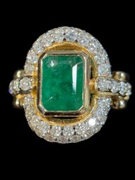 14 KT Gold 2.06 Carat Natural Emerald & Diamond Ring - GIA Certified And Appraised