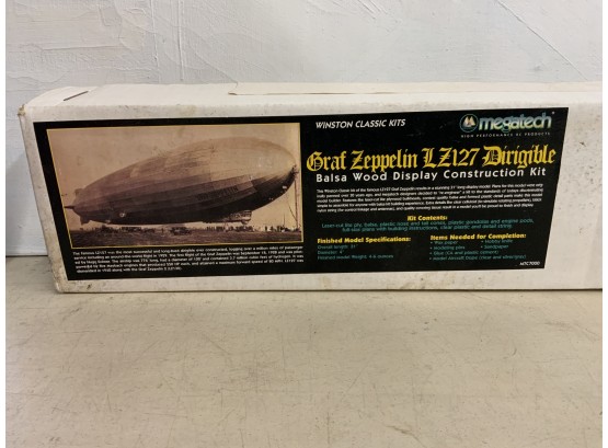 Winston Classic Kits Megatech Graf Zeppelin LZ127 Dirigible Model #2189 ...