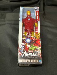 2013 Marvel Avengers Assemble Iron Man Titan Heroes Series