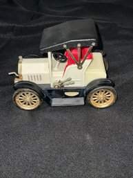 Vintage 1970s Japan 1917 Ford Model T AM Transistor Radio