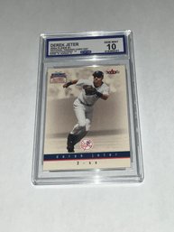Derek Jeter 2004 Fleer National Trading Card Day Graded CCG 10
