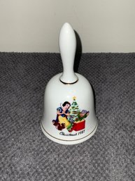 Snow White Surprise 1987 Disney Christmas Limited Edition Bell