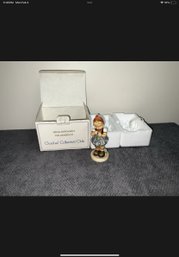 Goebel Hummel 'Daisies Don't Tell #380 Special Edition No 5 With Box