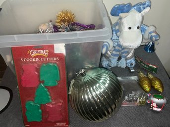 Christmas Ornaments And Decor