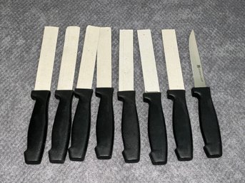 Set Of 8 International Knives