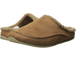 Six Pairs Deer Stags Nordic Slipper, Size 13.