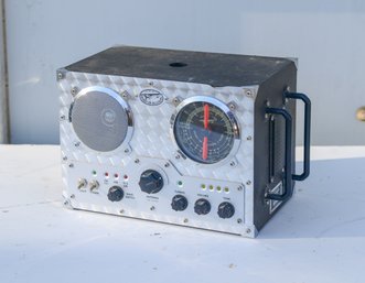 Spirit Of St. Louis Field Radio.