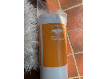 Large Group of Bedding, Blankets, Throw Pillows etc.