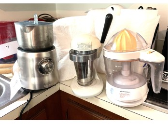 Manual Juice King with Black and Decker Citrus Mate