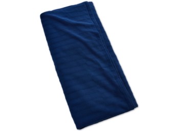 Casual Elegance Meets Uncompromising Comfort with the Reversible Annalise Coverlet from Lauren Ralph Lauren. Adding Texture and Dimension to Your Spac