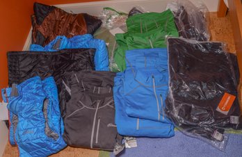 14 Men's XL Cloudveil Jackets And Vests.