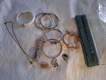 Vtg Eisenberg Ice Emerald Green Rhinestone Ring Lot Plus Bangles (Bonus- 1 Is Sterling Silver)  & Other Rings