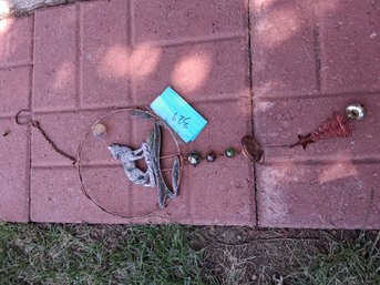 Howling Wolf Metal Wire Hanging Mobile Sun Catcher With Bell - #329