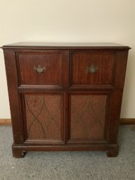 RCA Victor/ Victrola Stereo Cabinet