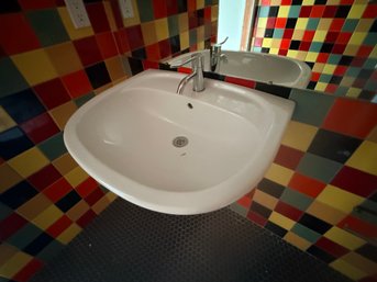 Bathroom Curved Sink