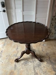 Antique Chippendale Style Mahogany Pie Crust Table