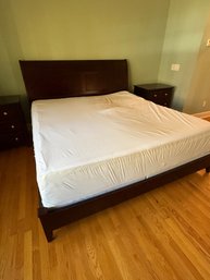 Mahogany King Platform Bed With 2 Nightstands