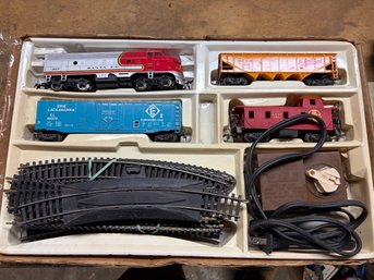 Vintage Bachman HO Train Set, Sante Fe Engine, Box Car Coal Car, Caboose, Tracks And Control