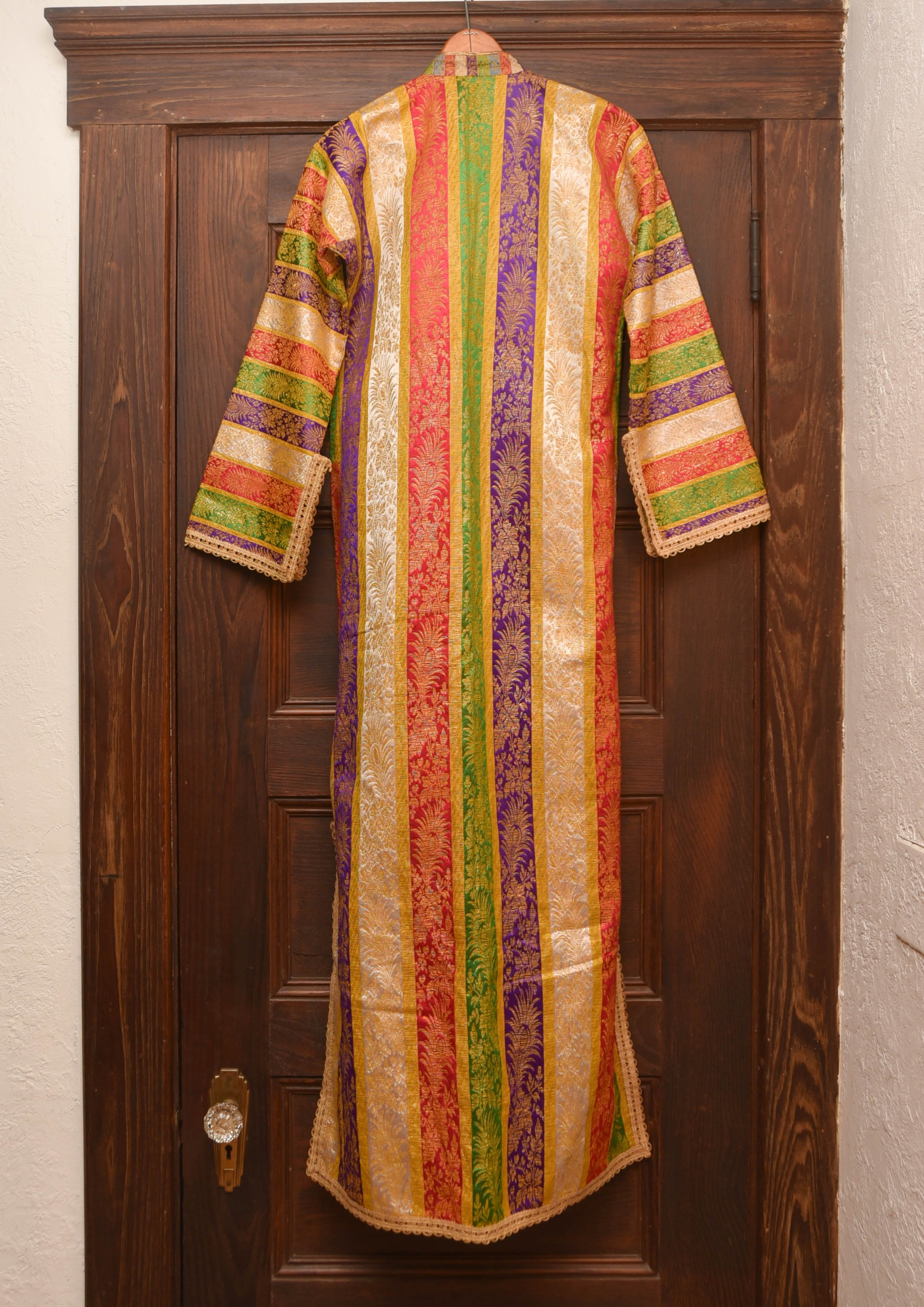 Central Asian Choga #2305084 | Auctionninja.com