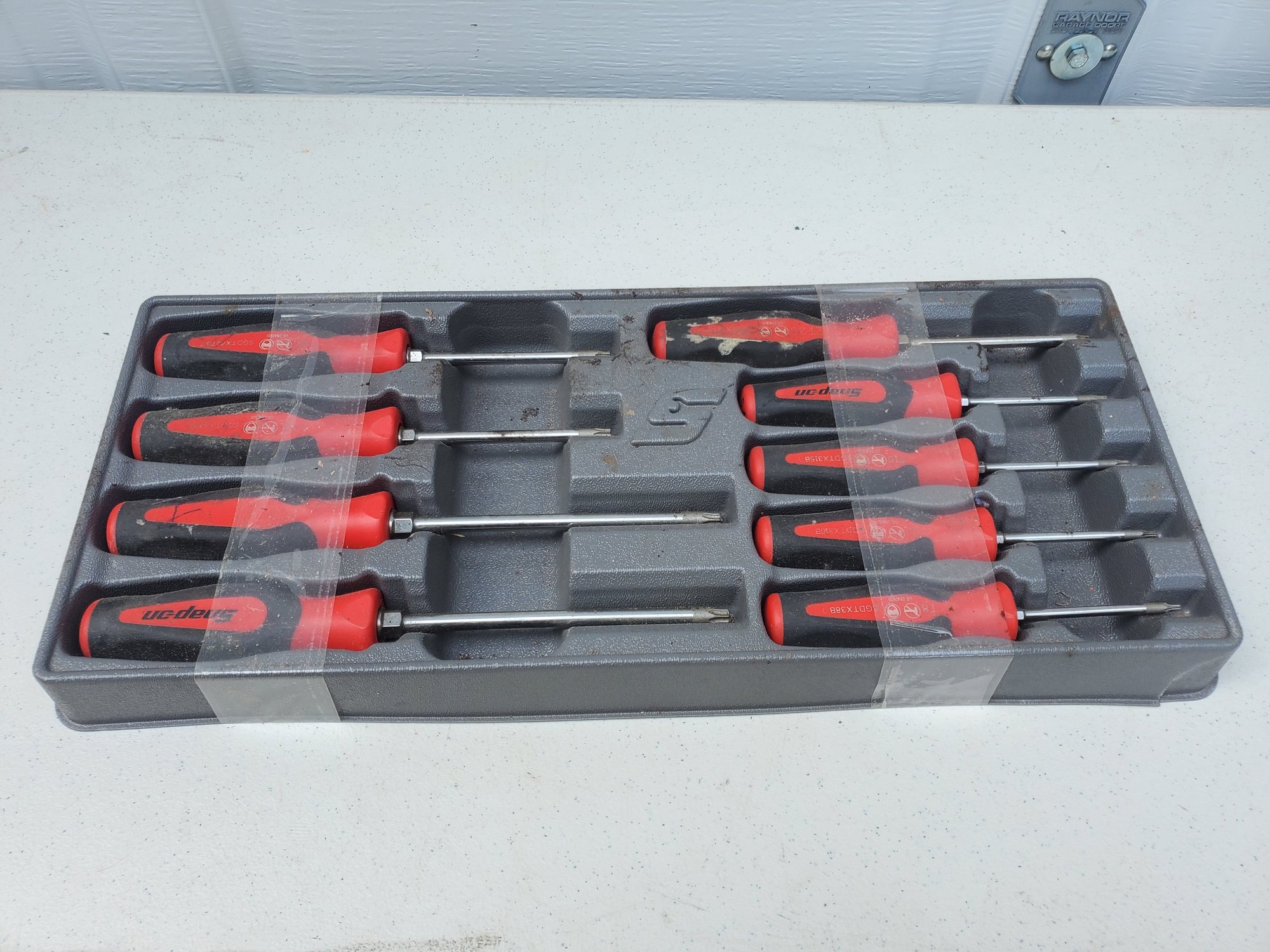 SNAP ON 9 Piece Torx Screwdriver Soft Grip Set #1961340 | Auctionninja.com