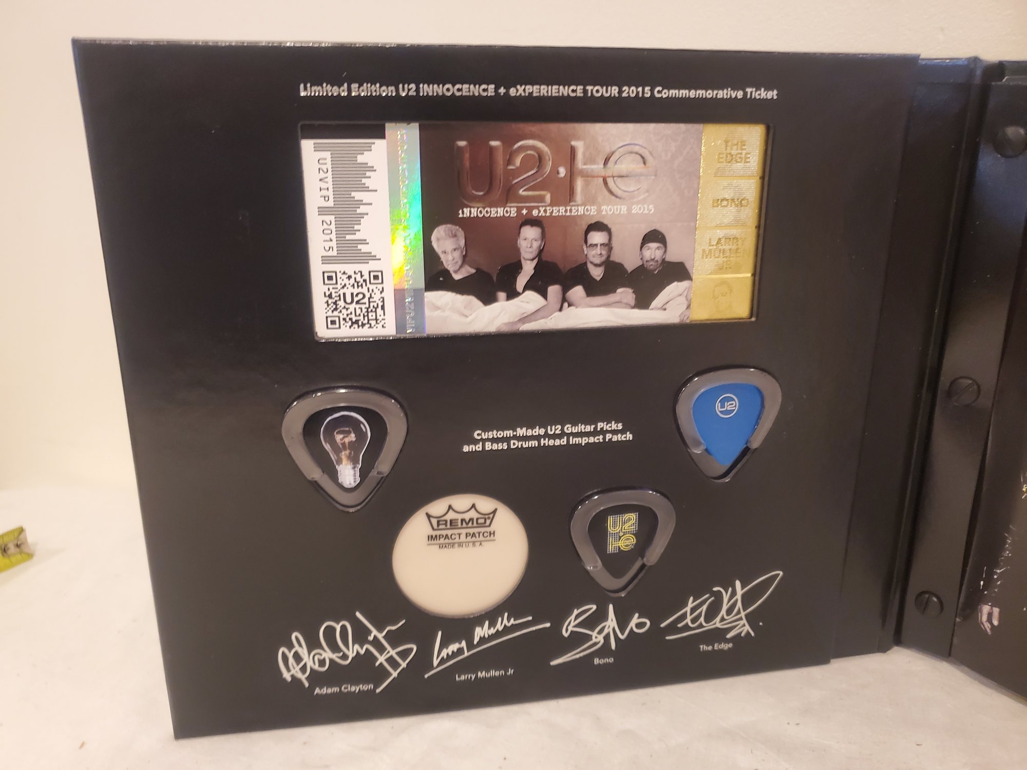 U2 2015 VIP ALBUM INNOCENCE EXPERIENCE TOUR FOLIO W/ Extras SEE PHOTOS ...