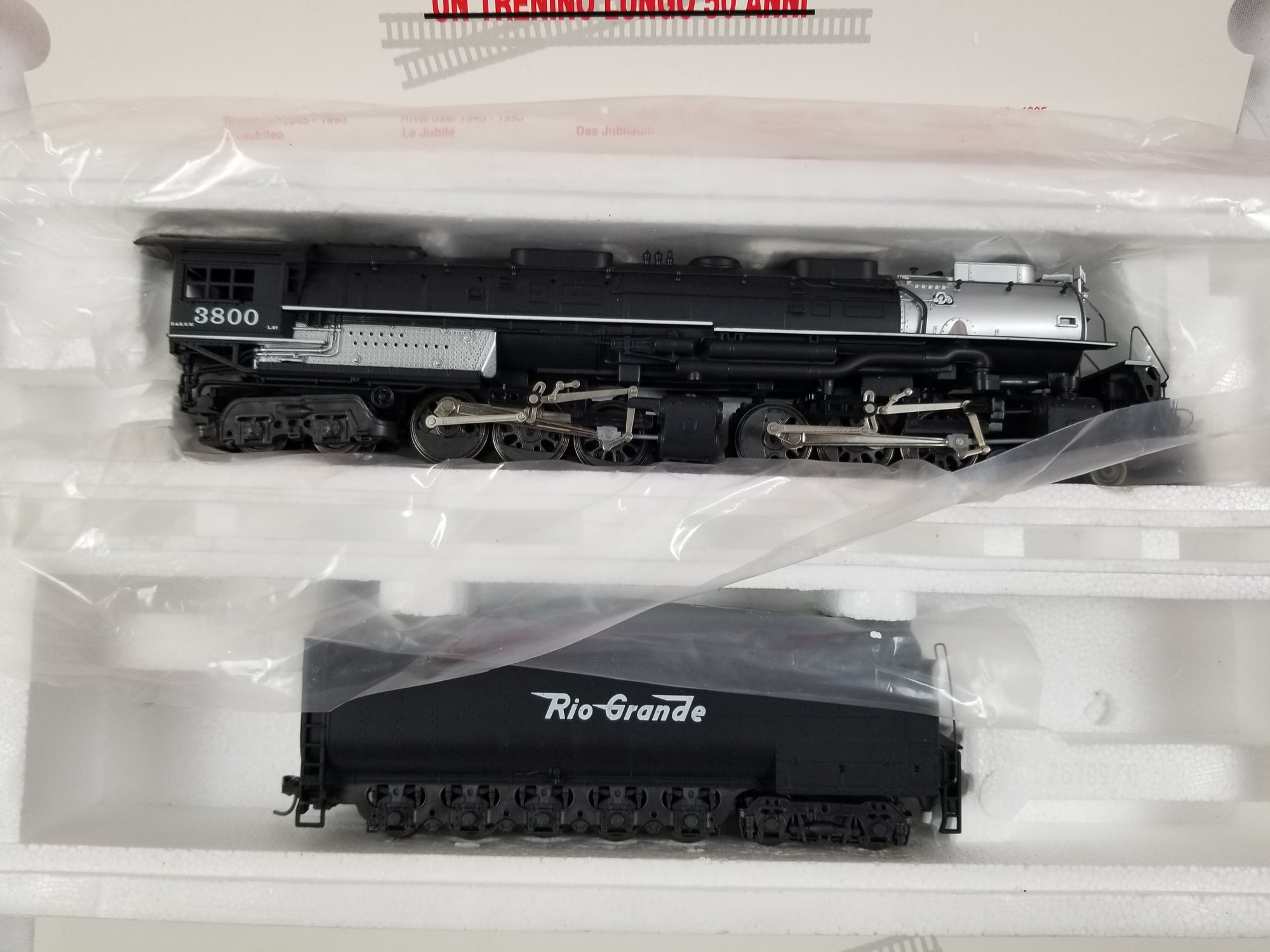 Rivarossi HO Scale Rio Grande 4-6-6-4 Challenger Steam Locomotive And ...