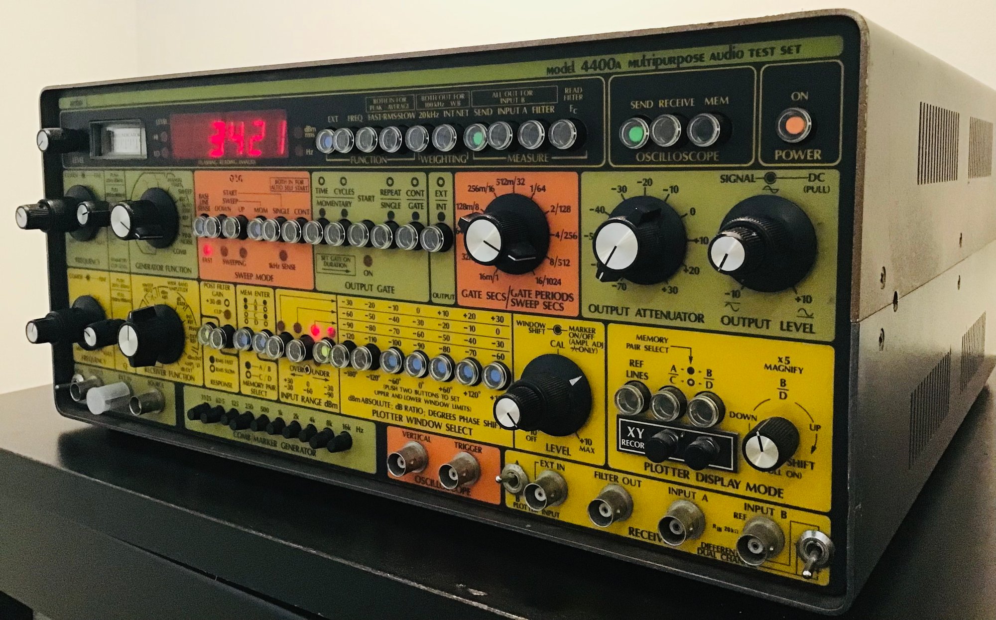AMBER Multipurpose Audio Test Set #1934608 | Auctionninja.com