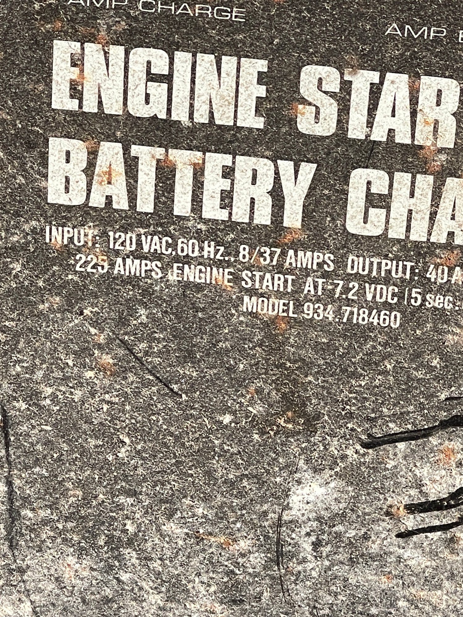 Sears Heavy Duty 40 AMP Battery Charger With 225 Engine Starter