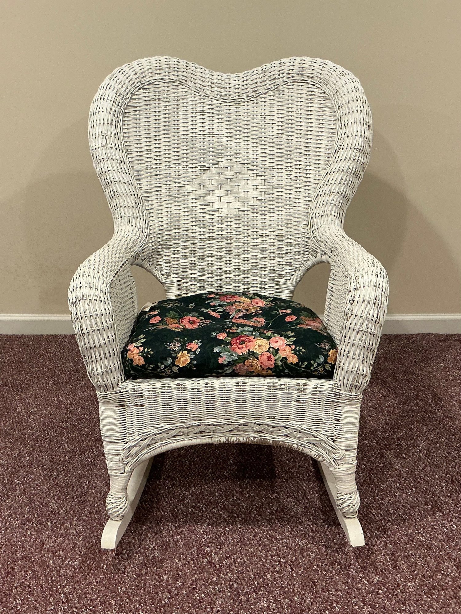 Vintage Heart Shaped Back White Wicker Rocker Rocking Chair - Main Image