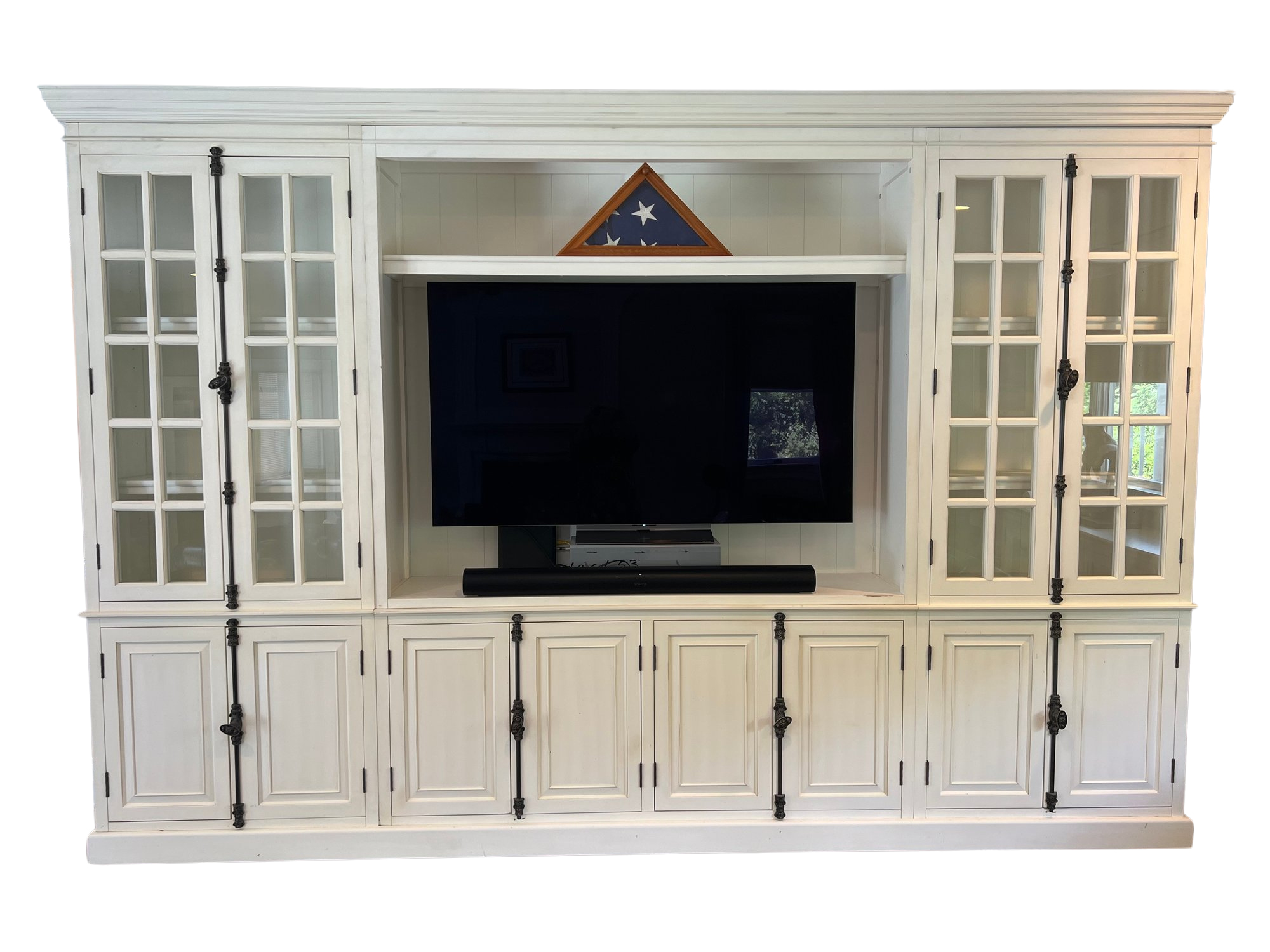 Fine Restoration Hardware White Hall 4 Door Media Cabinet Org. Retail  $3010.00 sold at auction from 12th June to 27th June | Bidsquare, image size:2000x1500