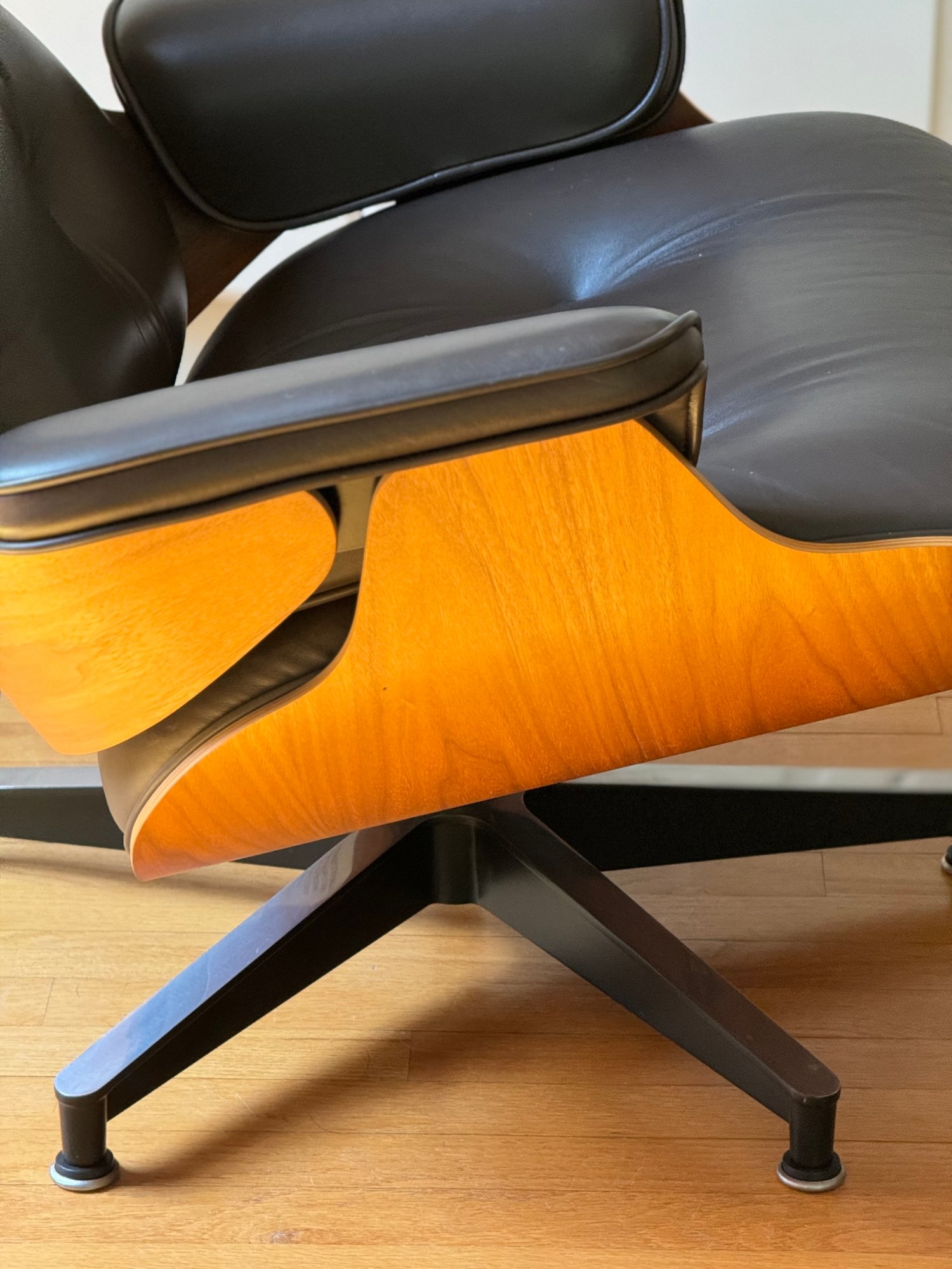 Design Within Reach Eames Lounge Chair Ottoman #1845090